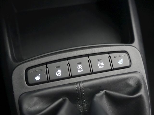 i10 INTRO EDITION+NAVI+RÜCKFAHRKAMERA+SITZ-/LENK