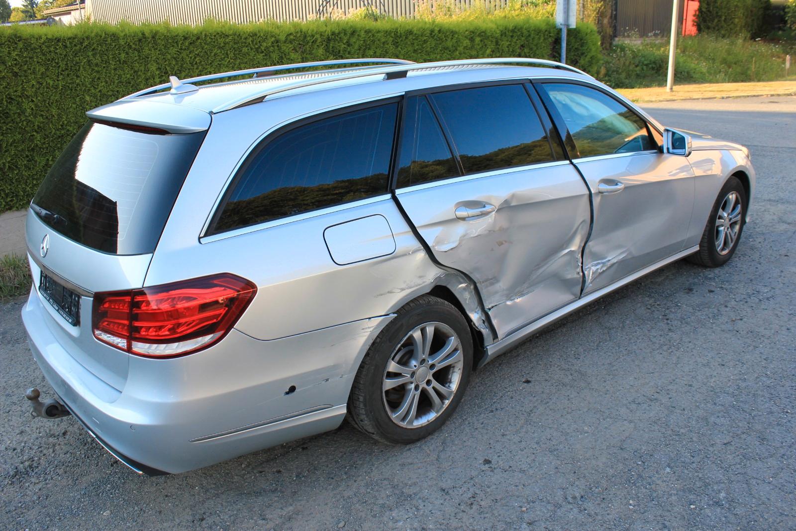 Mercedes-Benz E220 2014 — photo 6