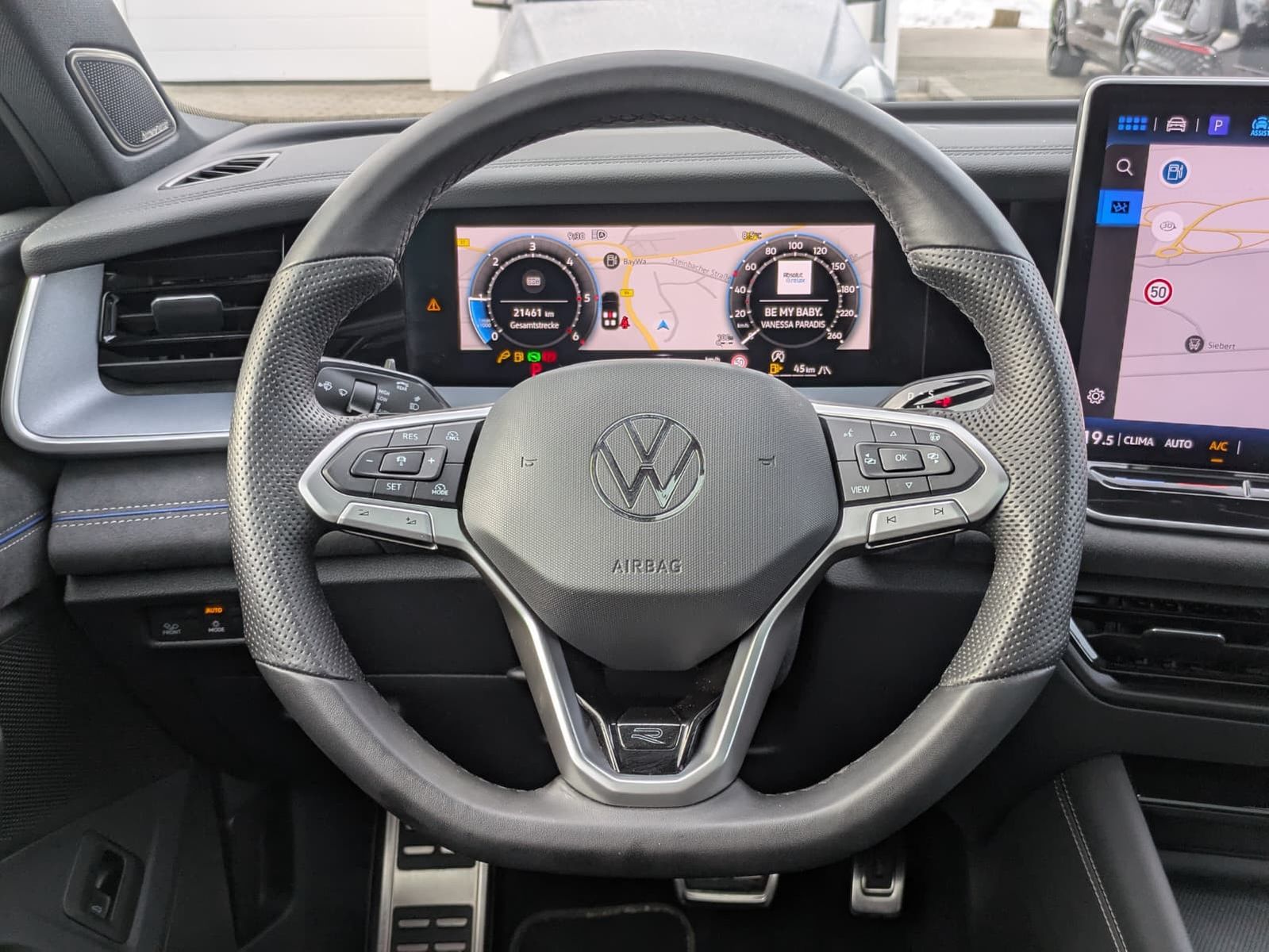 Fahrzeugabbildung Volkswagen Tayron 2.0 TDI 4M R-Line 7Si*MATRIX*AHK*PANO*HUD