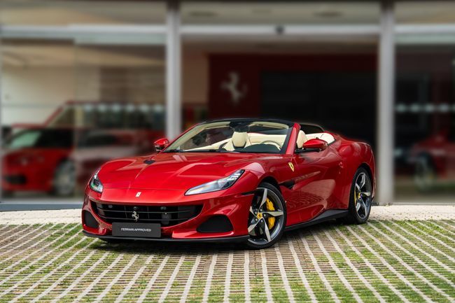 FERRARI Portofino