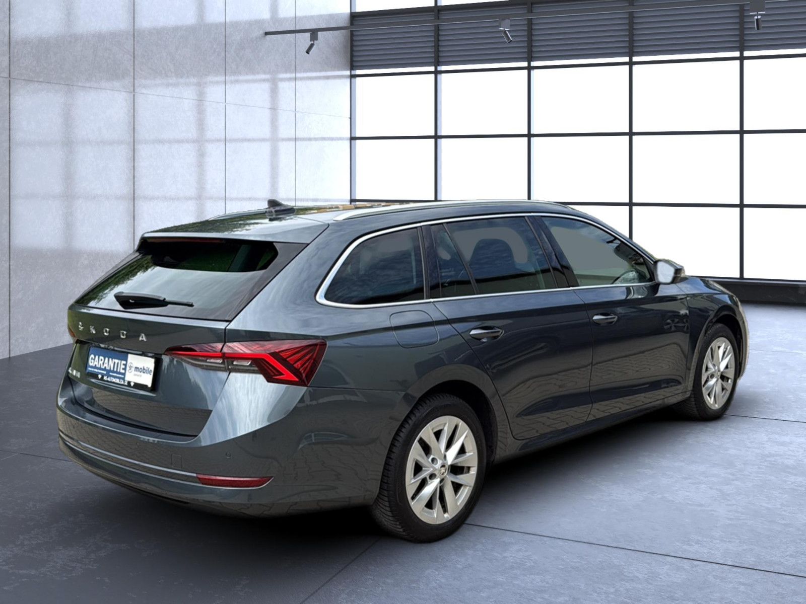 Fahrzeugabbildung SKODA Octavia Combi First Edition