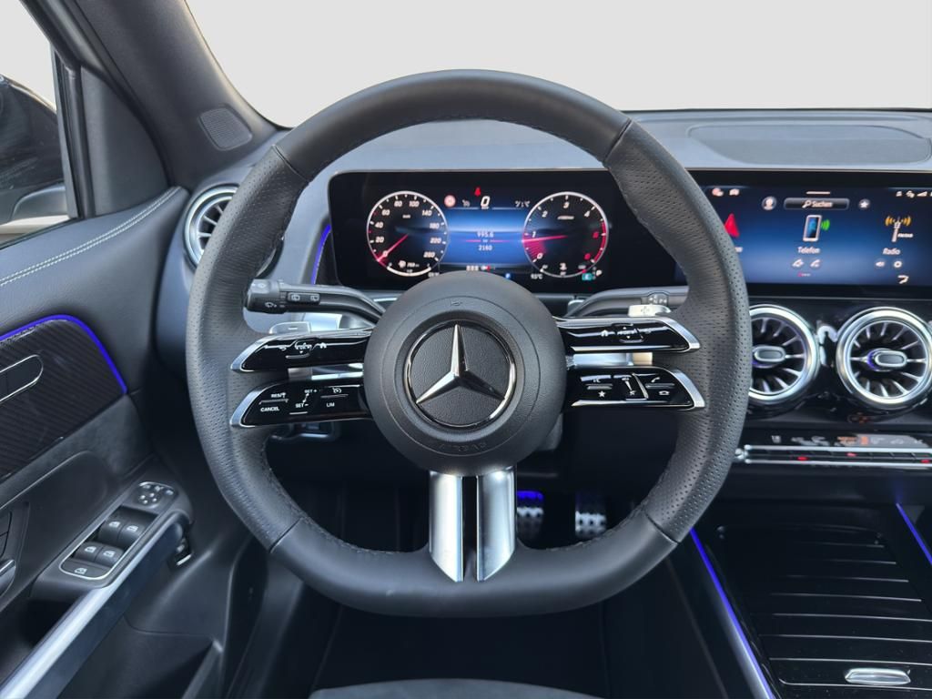 Fahrzeugabbildung Mercedes-Benz GLB 200 d AMG*Night*Multibeam*Sitzh*AHK*PDC*360°