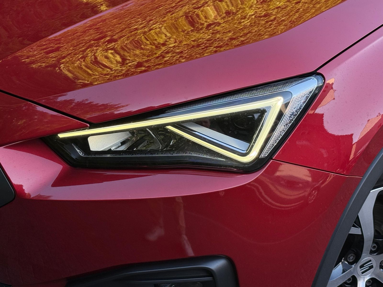 Fahrzeugabbildung SEAT Tarraco 2.0TDI DSG FR LED+NAV+ACC+CARPl+SHZ+MEMO