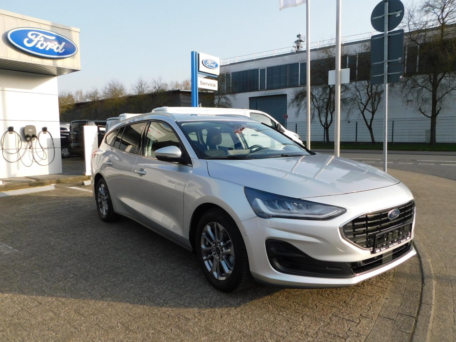 Ford Focus Turnier Titanium X Automatik