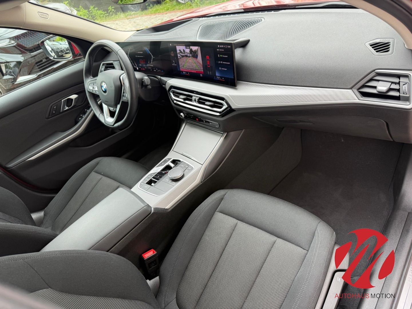 BMW 320 d Facelift Navi HUD GSD Laser LED Temp Parkl foto 15