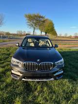 BMW X3 xDrive30i ADVANTAGE AT ADVANTAGE - BMW X3 ADVANTAGE mit Benzin-Antrieb