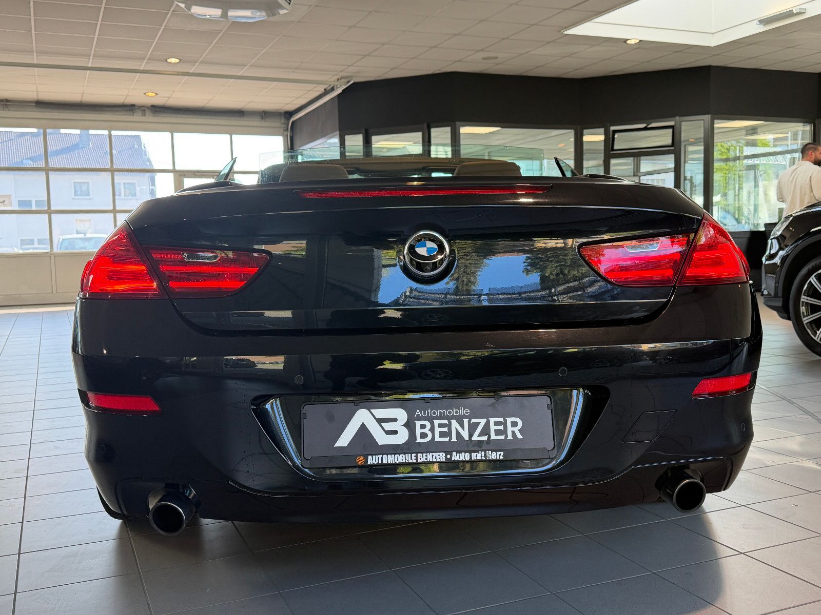 Fahrzeugabbildung BMW 640 Cabrio d xDrive/KAMERA/NAVI/MEMORY/BI-XENON