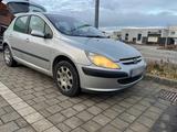 Peugeot 307 1.6  16V Erste Hand TüV Septem... - gebrauchte Peugeot 307 aus dem Jahr 2002