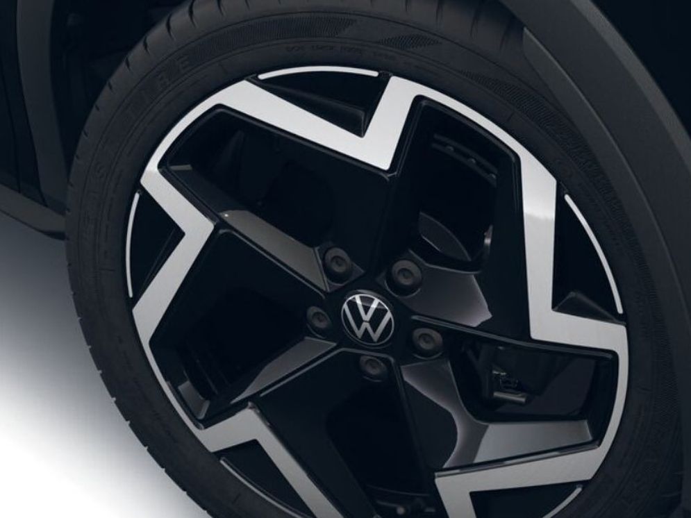 Fahrzeugabbildung Volkswagen T-Roc 1.5 eTSI  R-Line *Ganzjahresreifen, LED-Ma