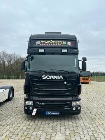 Scania R440