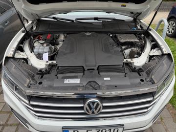 Volkswagen Touareg - 9