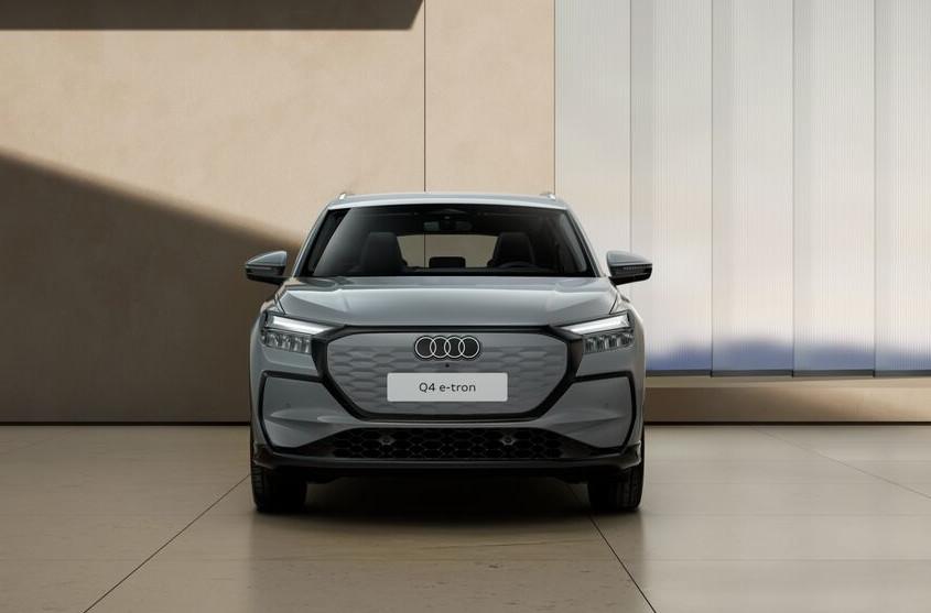 Audi Q4 SUV e-tron 150 kW *FREI KONFIGURIERBAR*