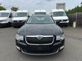 Skoda Superb 3.6 Combi Elega.4x4 Pano AHK Standheiz* - Skoda Superb aus 2011: Kombi