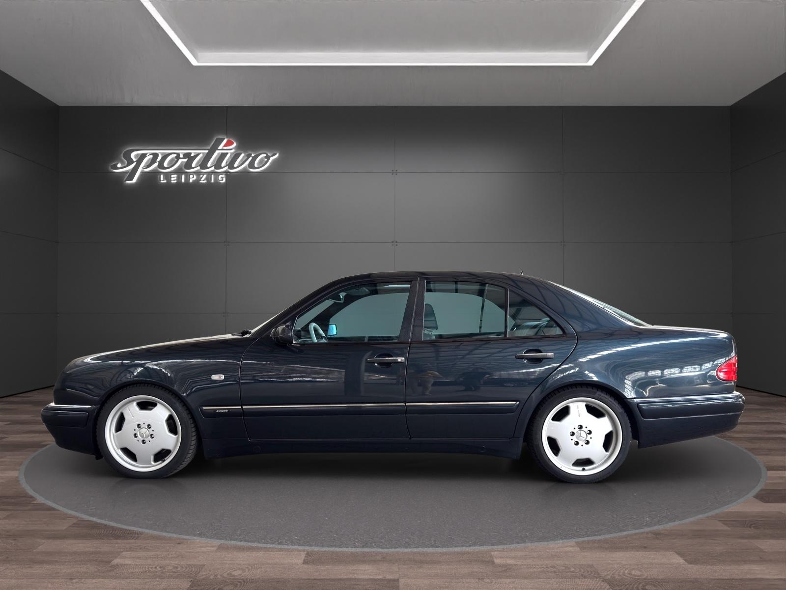 Mercedes-Benz E 55 AMG