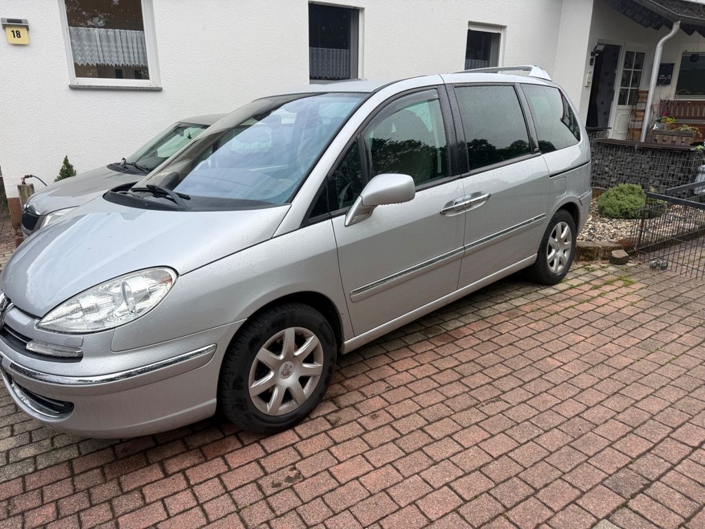 Peugeot 807