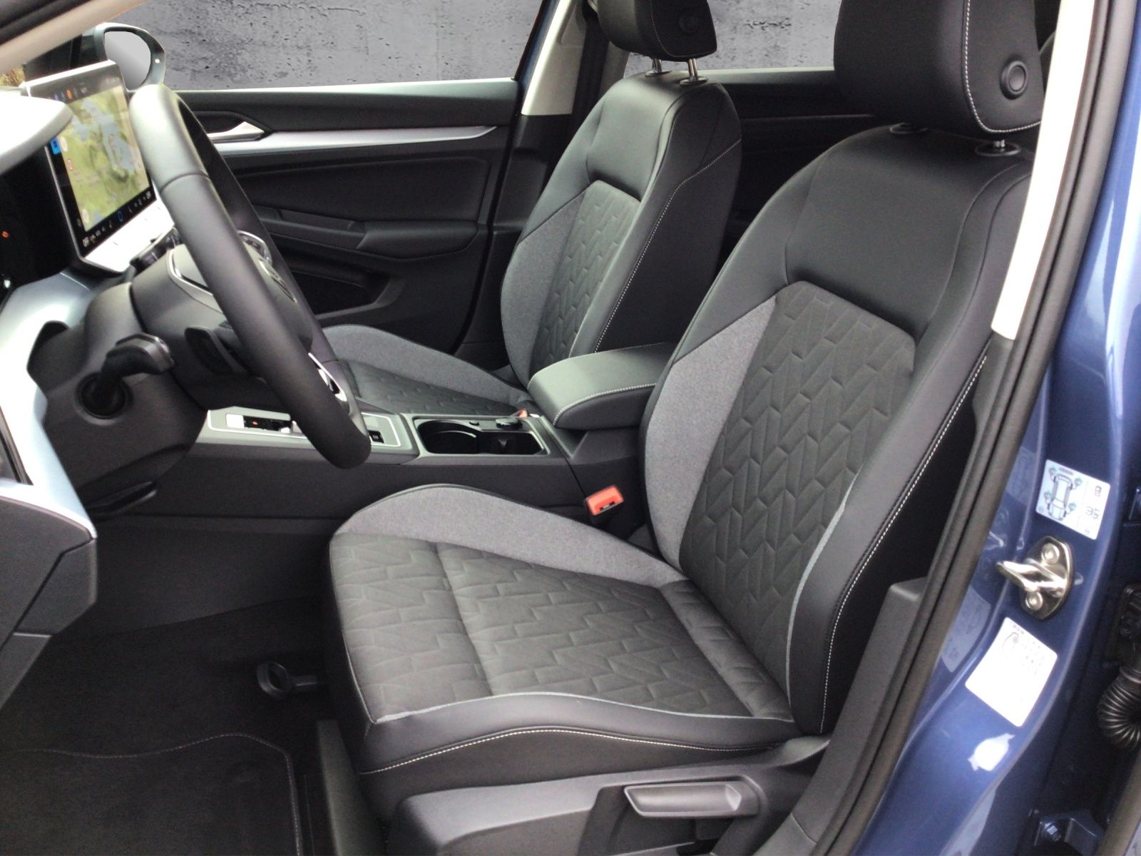 Volkswagen Golf VIII Energy 1.5 eTSI DSG LED AMBIENTE foto 5