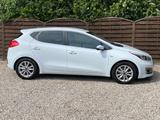 Kia Ceed 1.6 CRDi Dream Team Kamera Navi Sitzheizung - Kia mit Diesel-Antrieb: Limousine