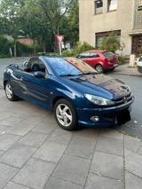 Peugeot 206 CC Cabrio Sonderedition Facelift - Peugeot 206 in Bochum