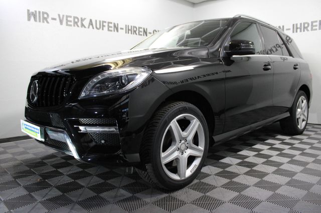 Mercedes-Benz ML 350CDI BlueTec*AMG*DIST*RFK*SCHECKH*STHZ*TOP*