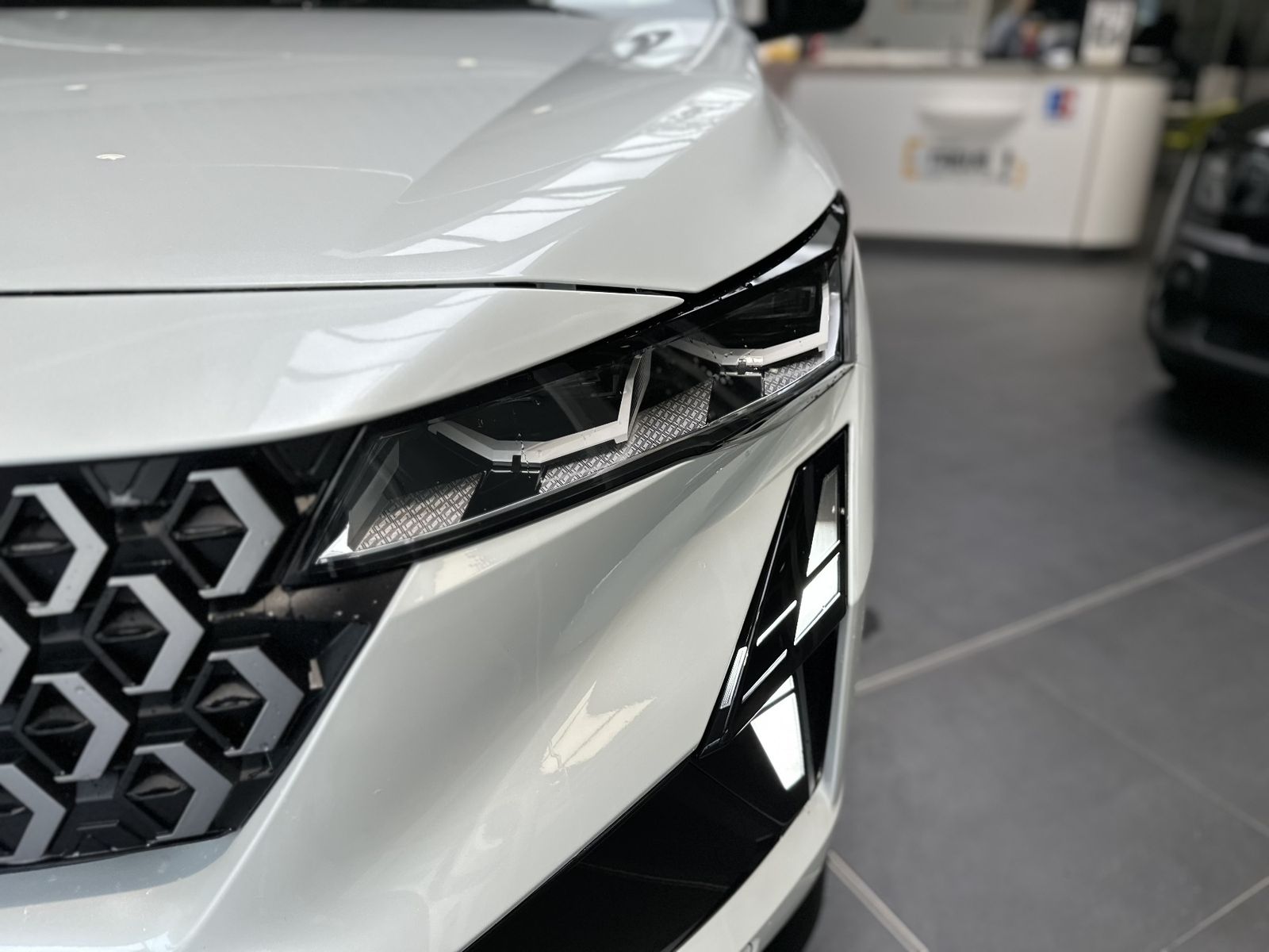 Renault Austral Evolution Mild Hybrid 150PS Automatik imagem 3