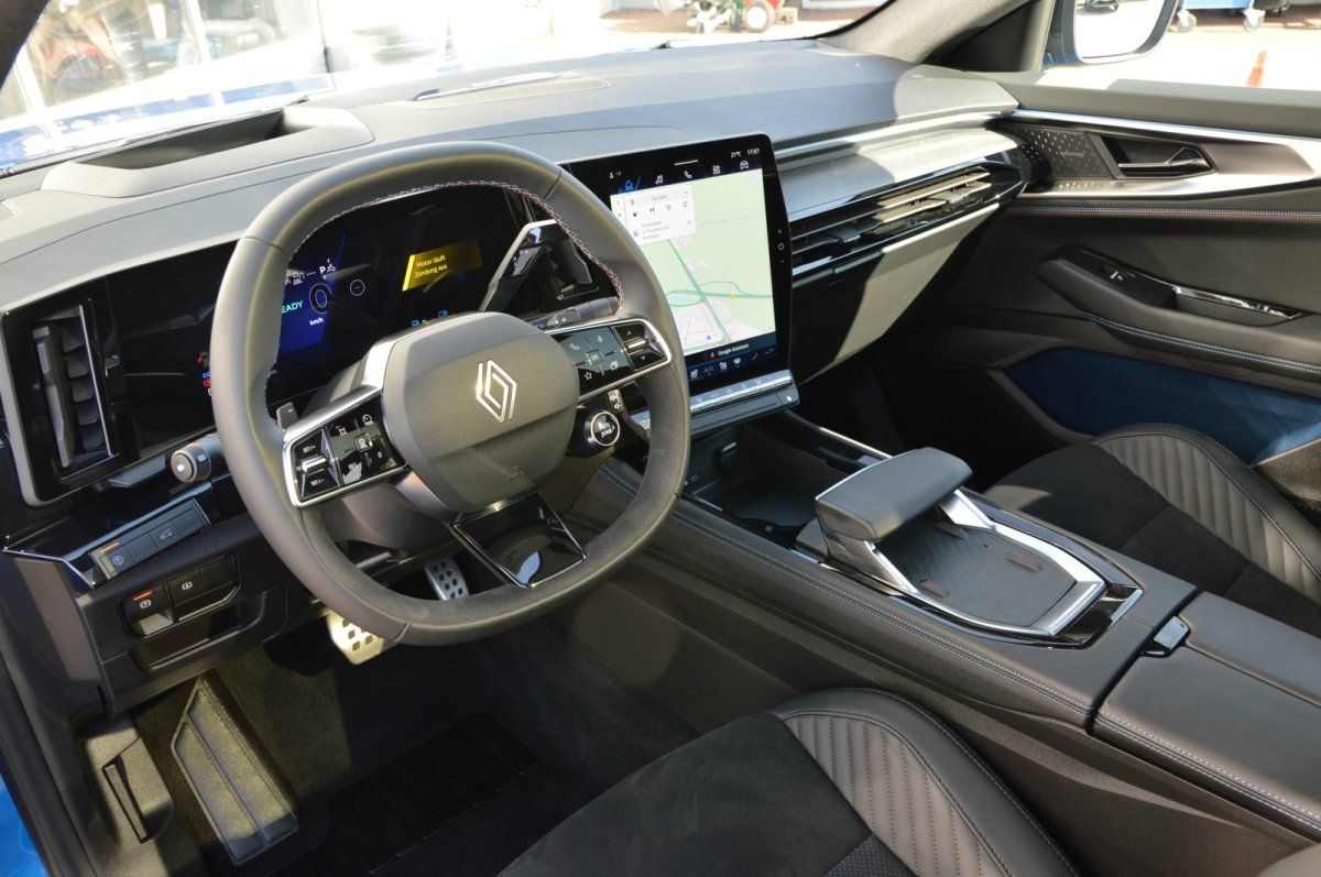 Fahrzeugabbildung Renault Rafale   200 E-Tech Full Hybrid Esprit Alpine