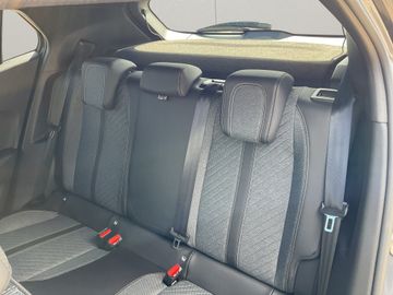 Peugeot 2008 - 12