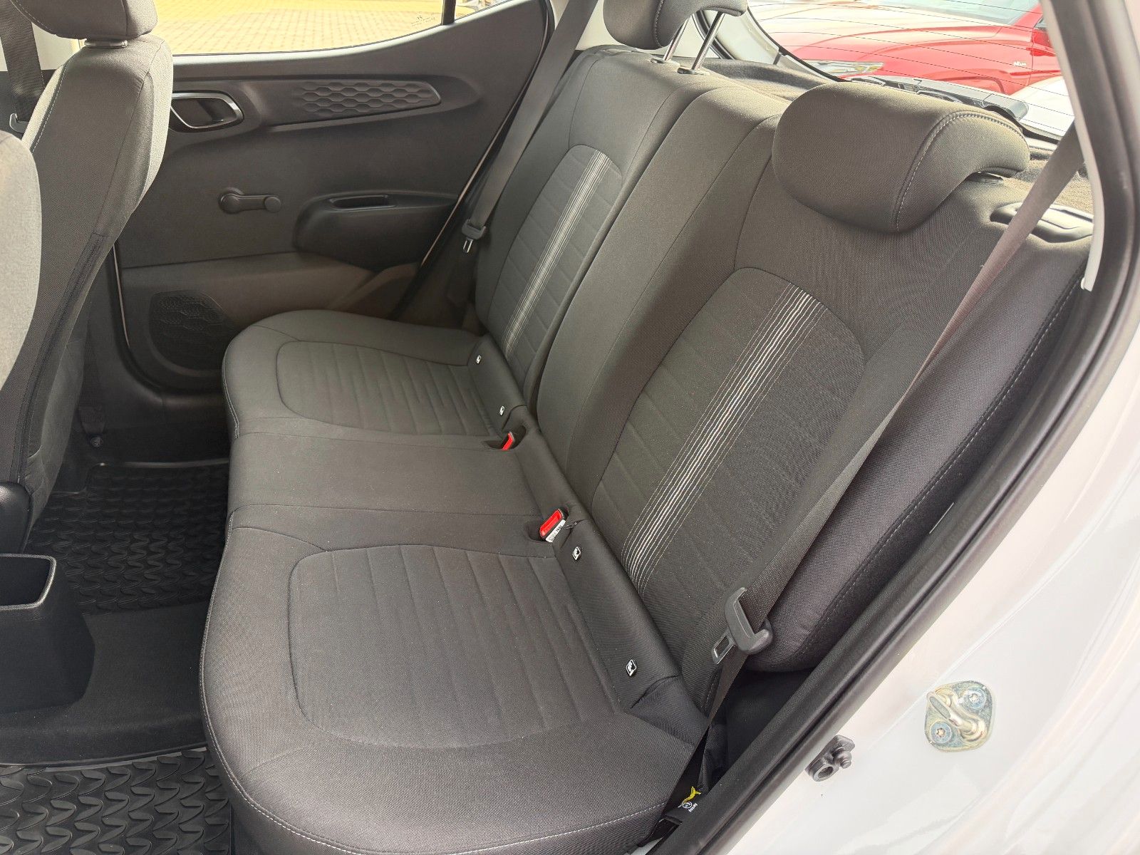 Hyundai i10 – Bild 13