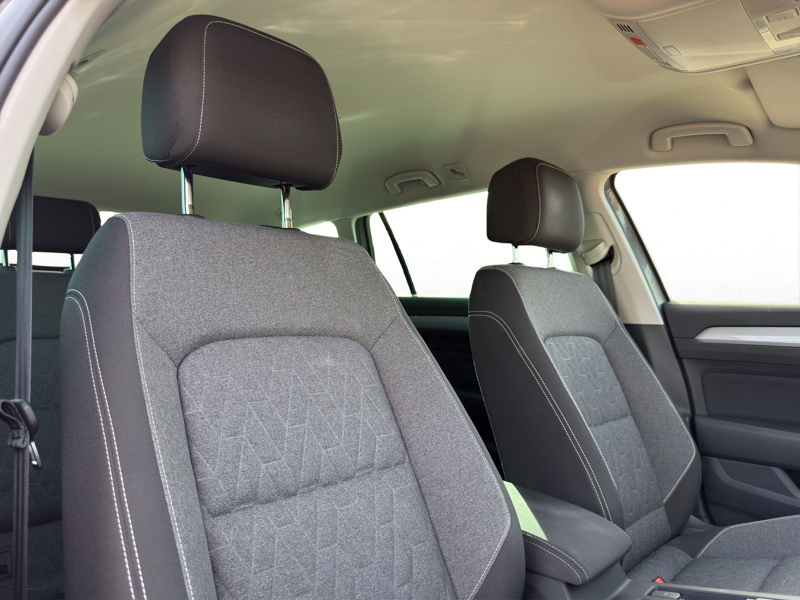 Volkswagen Passat Variant - Bild 10