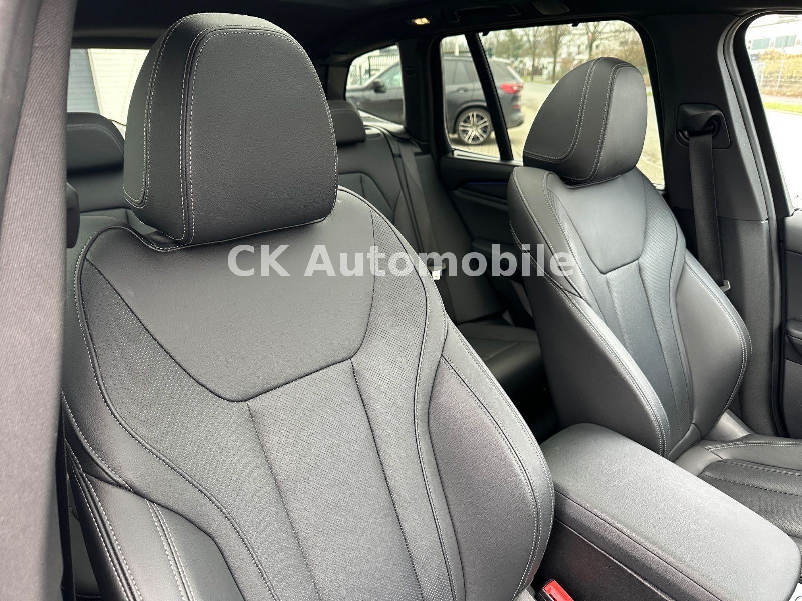 Fahrzeugabbildung BMW X3 xDrive30d M-Sport/Navi/Pano/LED/Kam/AHK