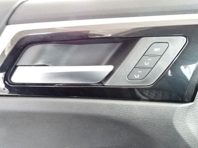 Fahrzeugabbildung Mitsubishi Outlander SEL Special Edition US-Import