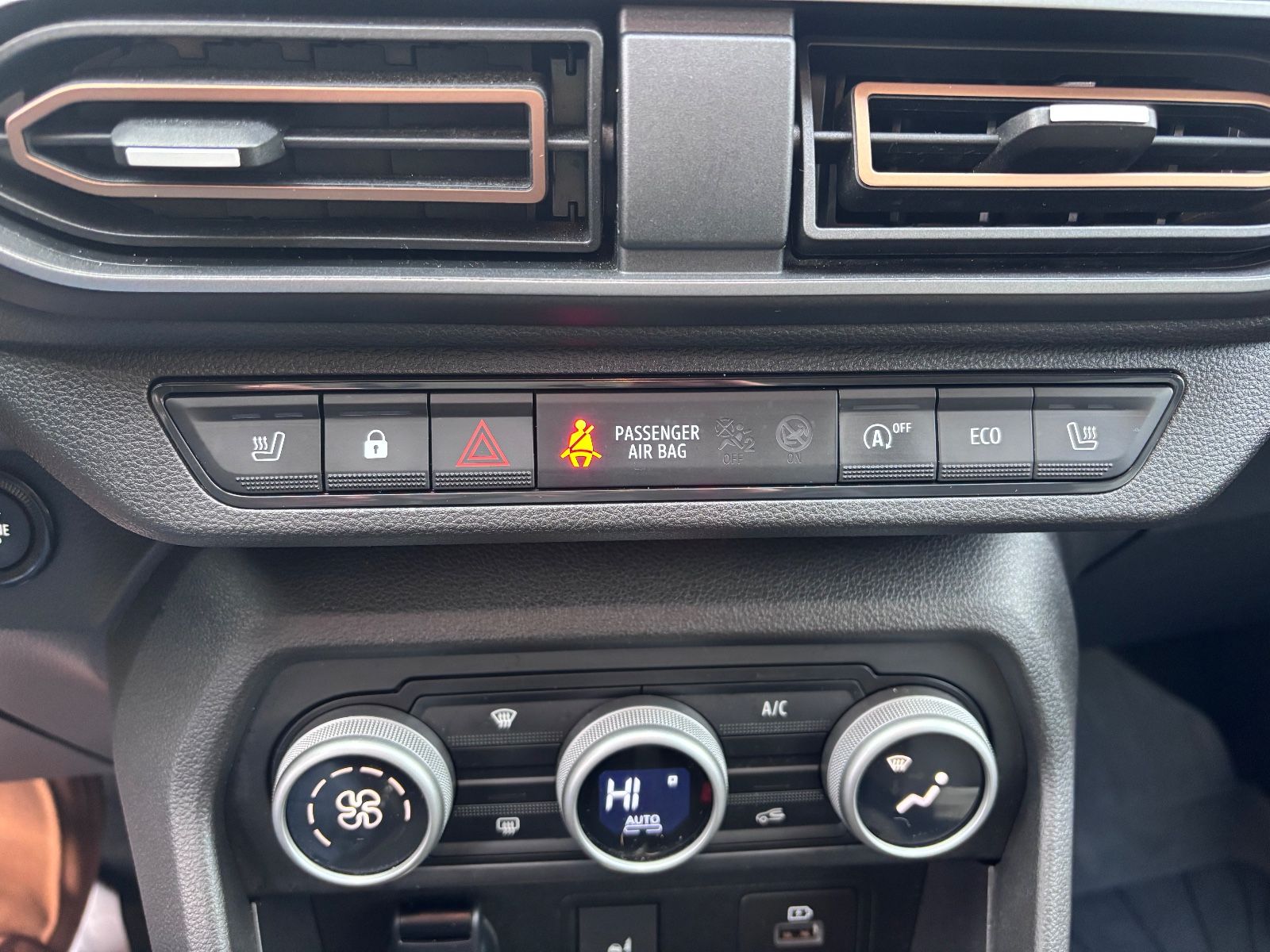 Fahrzeugabbildung Dacia Sandero III Stepway Extreme "AUTOMATIK"