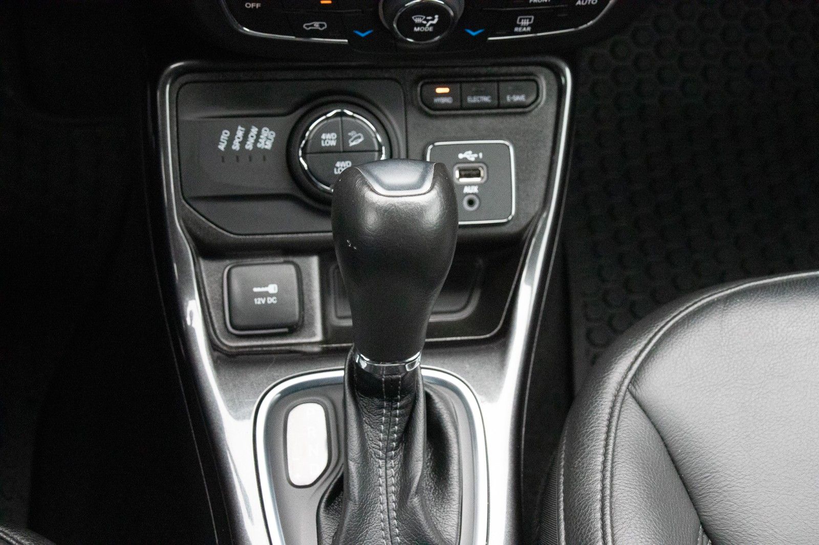Fahrzeugabbildung Jeep Compass S PHEV 4WD AT*Pano*Temp*Navi*Leder*LED