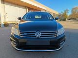 Volkswagen Passat Variant R-Line BlueMotion DSG Panorama Da - gebrauchte VW Passat Variant aus dem Jahr 2013