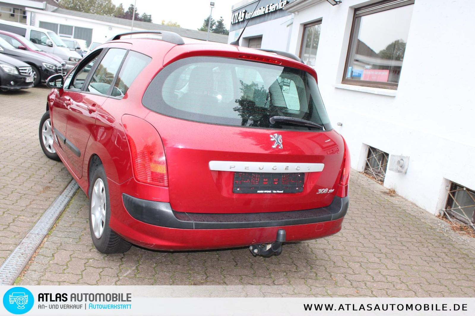 Peugeot 308 2010 — photo 19