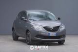 Lancia Ypsilon 1.0 Firefly Hybrid 70CV Oro - Lancia Ypsilon Oro mit Hybrid-Antrieb (Benzin/Elektro)