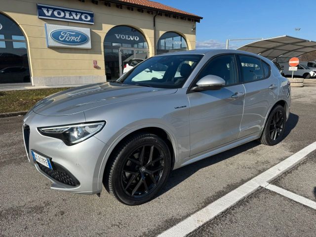 Alfa Romeo Stelvio 2.0 Turbo 280CV AT8 Q4 Veloce