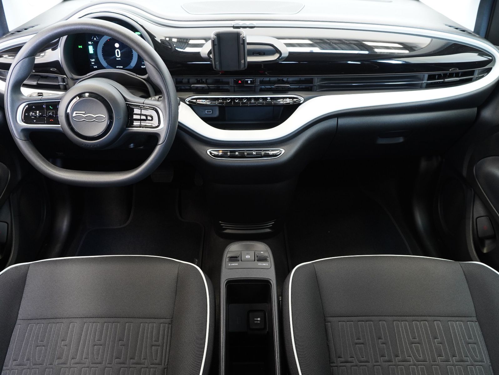 Fahrzeugabbildung Fiat 500e Action TEMPOMAT/DC-LADEN/SOH