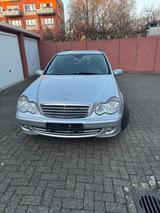 Mercedes-Benz 220 - Mercedes-Benz 220 in Essen