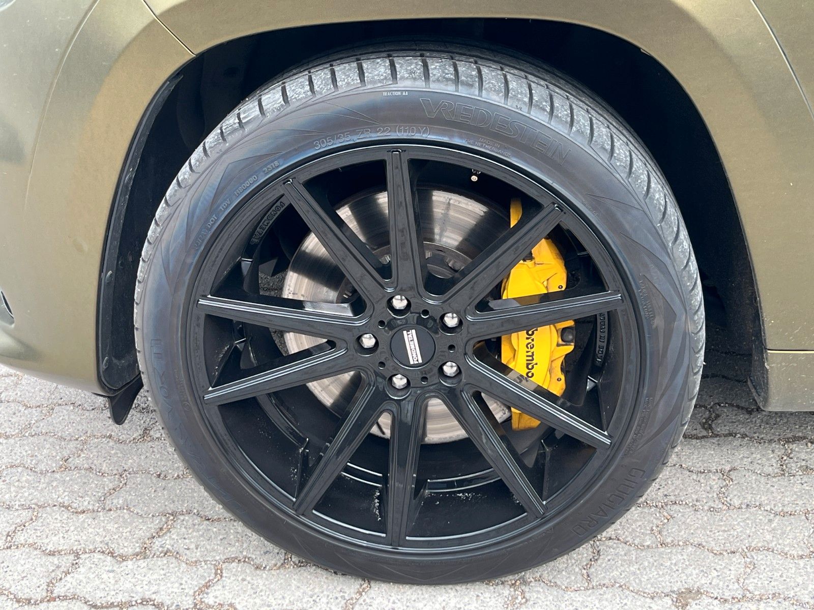 Fahrzeugabbildung Jeep Grand Cherokee 6.2 V8 Trackhawk LPG StHzg