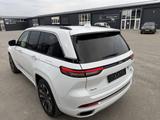 Jeep Grand Cherokee Overland 3.6 Awd - Jeep Grand Cherokee Overland mit Benzin-Antrieb