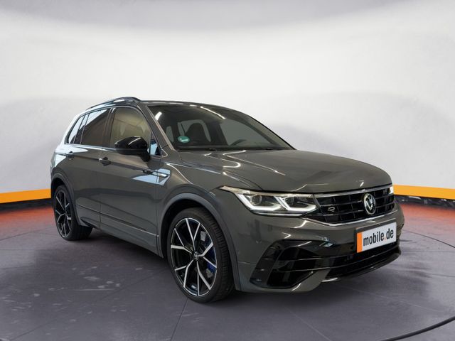 Volkswagen Tiguan 2.0 TSI DSG 4Mo R PANO AHK IQ.LIGHT REAR