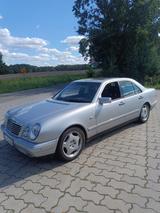Mercedes-Benz Mercedes Benz E 430 - Mercedes-Benz E 430 von privat