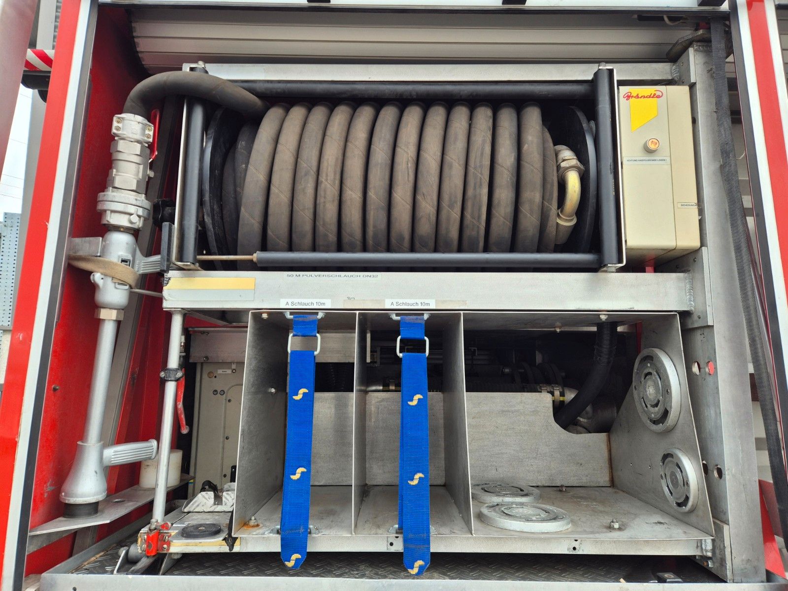 Fahrzeugabbildung MAN FE 26.360 LF 8 Löschfahrzeug