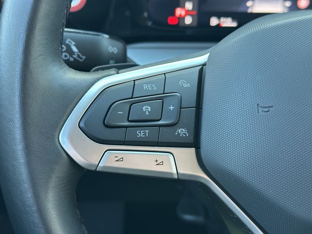 Golf VIII Variant 1.0 eTSI Life DSG AHK ACC LED