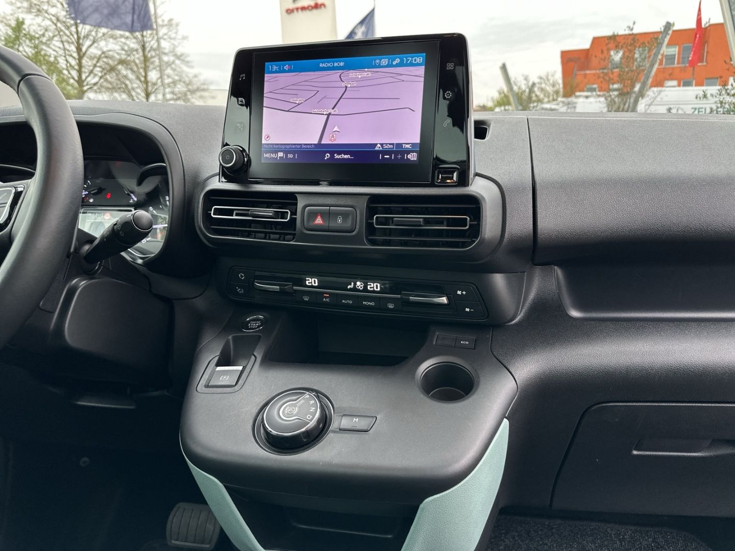Fahrzeugabbildung Citroën Berlingo 1.2 M PT 130 S&S EAT8 Shine AHK Navi AC