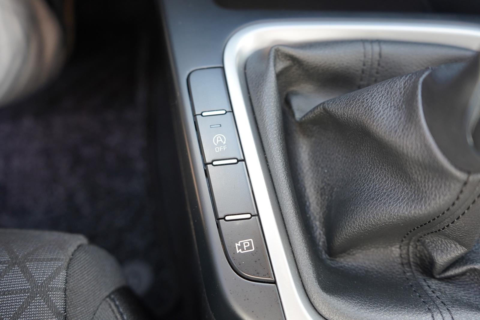 Kia Ceed SW 1.0 T-GDI AHK Navi Android Apple Kamera