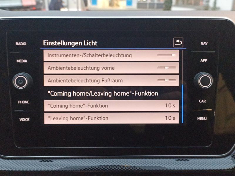 Fahrzeugabbildung Volkswagen T-Cross 1.5 TSI R-Line DSG  ACC+NAVI+MATRIX-LED+