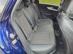 AUDI A4 Avant 3.0 V6 TDI quattro S-line Standheizung AUDI A4 Avant 3.0 V6 TDI quattro S-line Standheizung