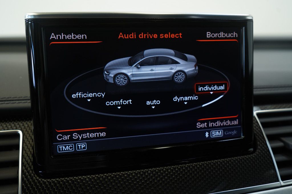 Audi S8