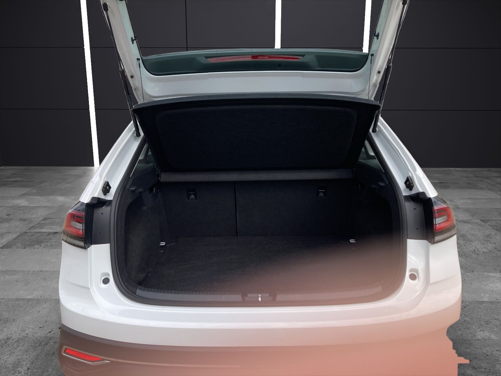 Fahrzeugabbildung Volkswagen Taigo TSI Style DSG IQ-Light Navi AHK RFK SHZ